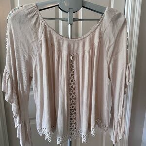 Umgee Cream Lace Detail Blouse